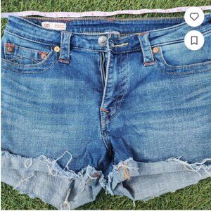 Size L Excellent condition True Religion